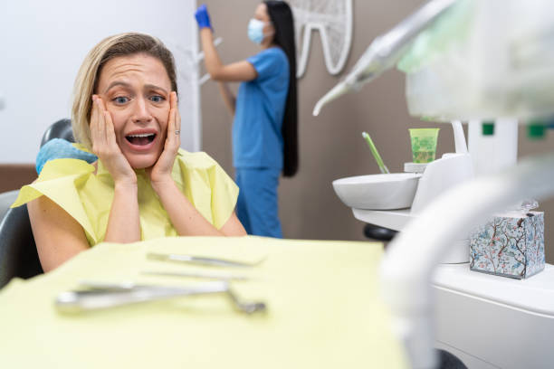 Best Emergency Dental Surgery in Dyersville, IA